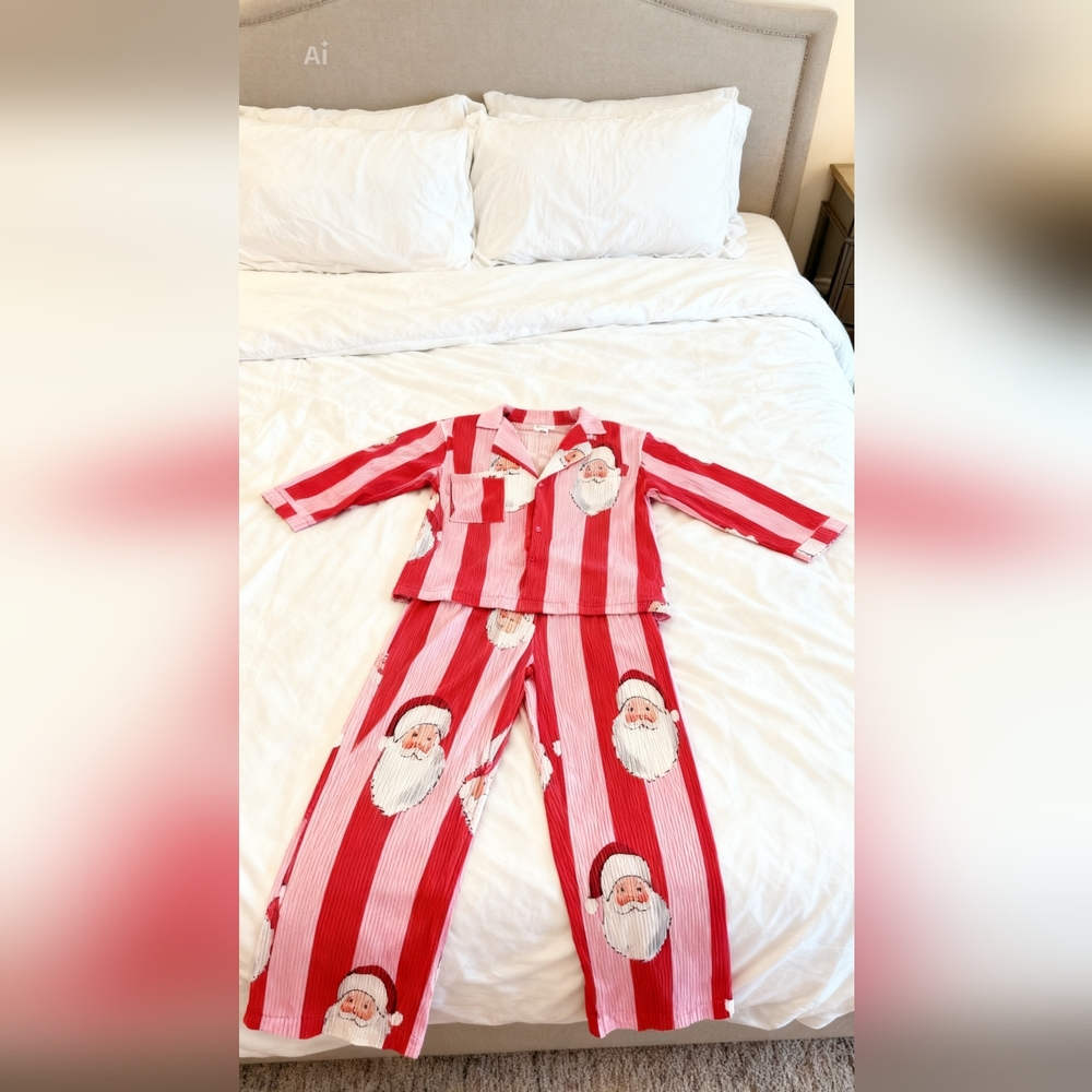 Santa Claus Print Women's Pajama Set - Red, Pink and White